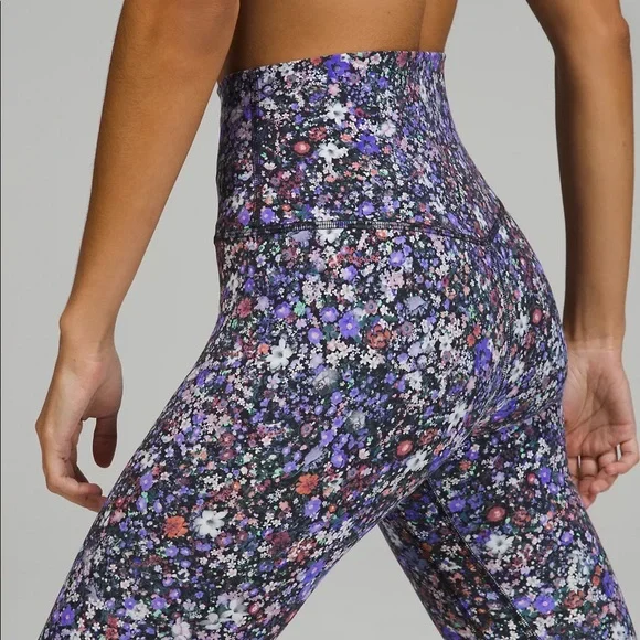 lululemon Align™ High-Rise Crop 21" FLBM FLOWER BURST MULTI - Picture 7 of 7